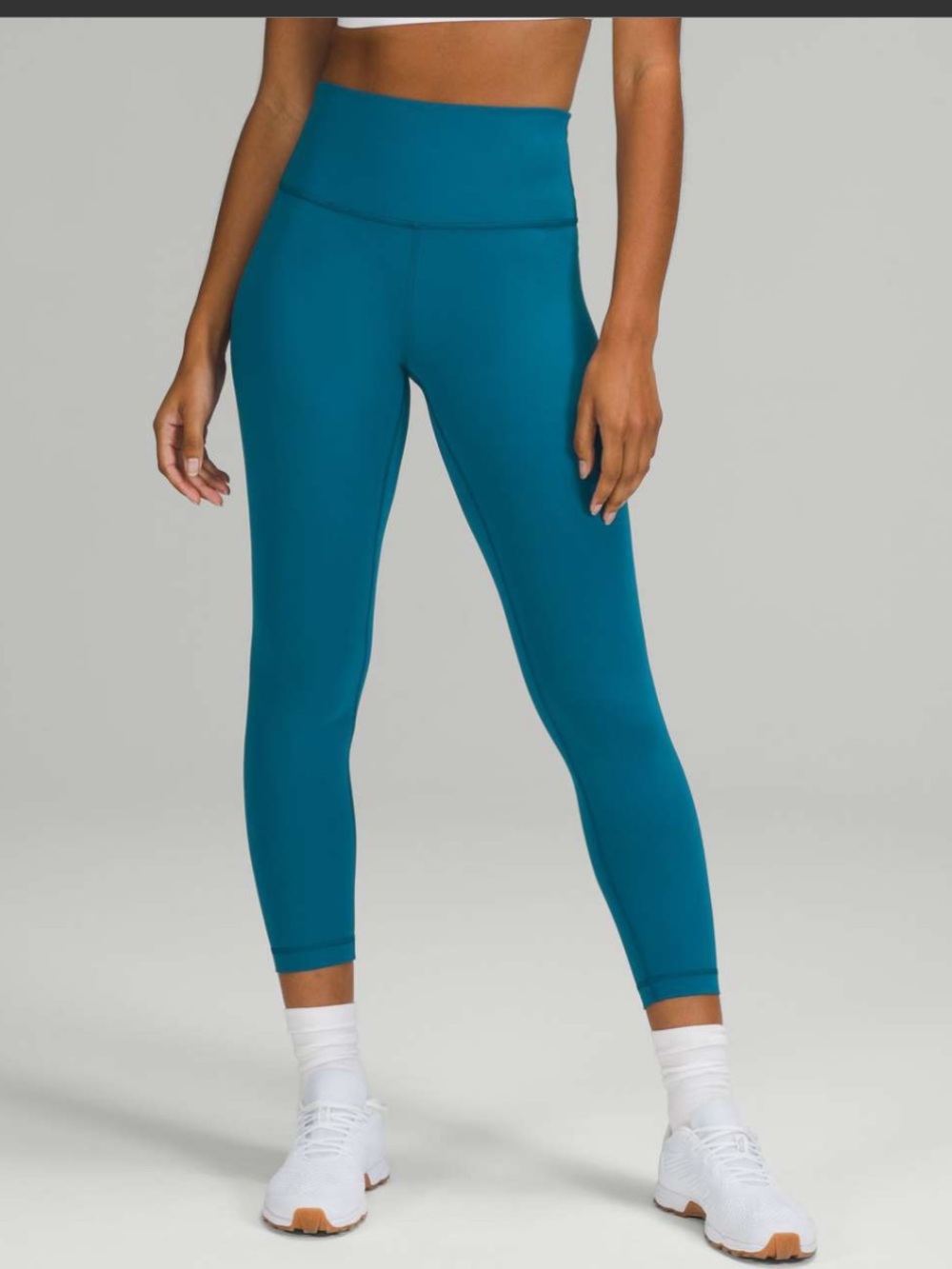 Lululemon Wunder Train High-Rise Tight size 0 in Capri color